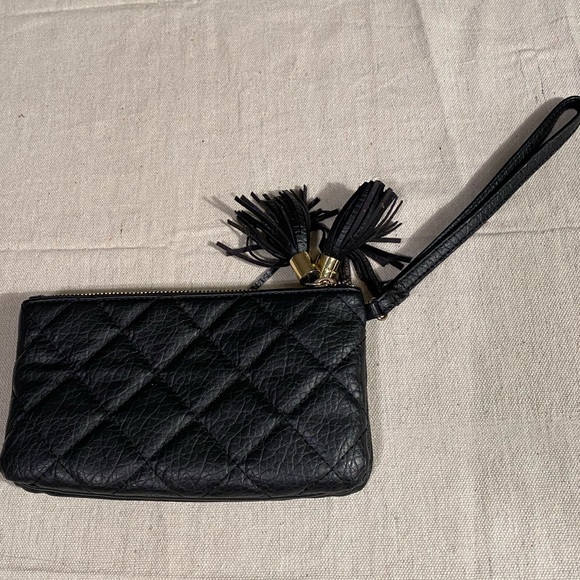 Juicy Couture black double zippered clutch. - Picture 2 of 8